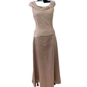 Patra  VTG.  Women’s Formal Dress sparkle satin bejeweled Maxi Gown Sz 8P Bronze